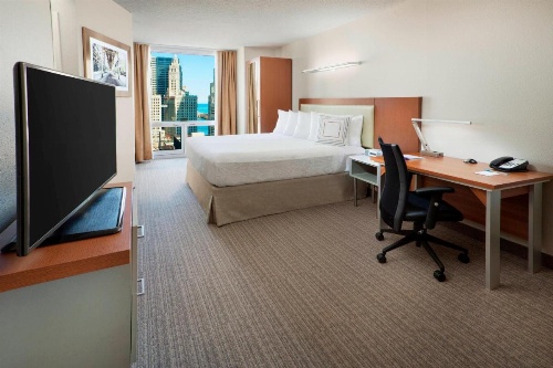 SpringHill Suites by Marriott Chicago Downtown/River North image 7