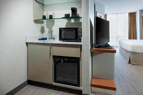 SpringHill Suites by Marriott Chicago Downtown/River North image 3